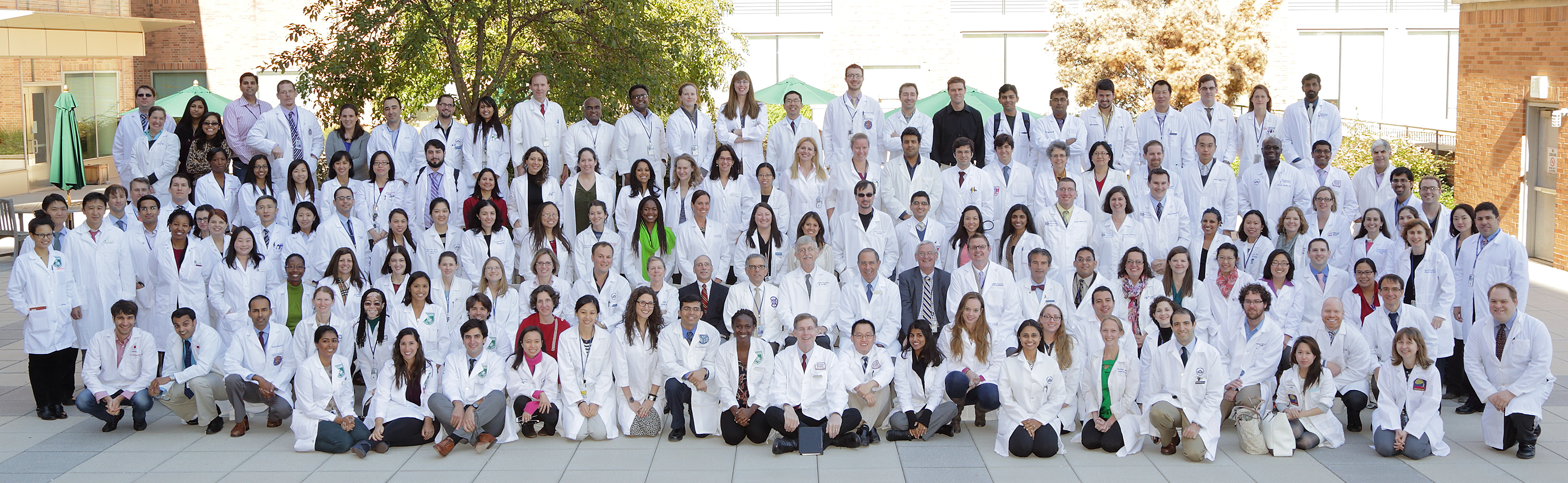 Group photo of NIH clinical fellows and faculty