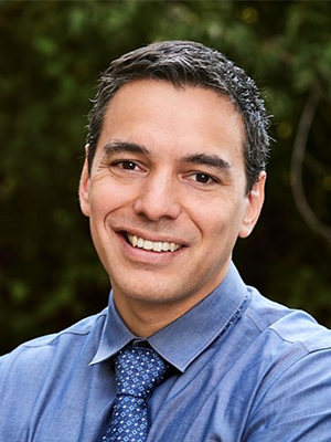 Carlos R Ferreira